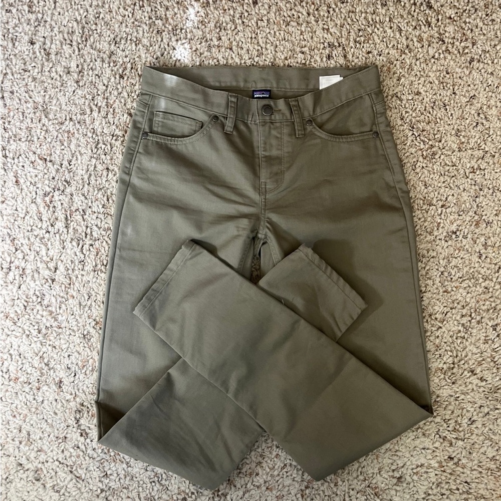 Patagonia Women’s Size 4 Khakis Work Wear Lightweight Cotton